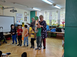 Koncert edukacyjny Uli Pakuły pt.: „Ziemia jest chora”.
